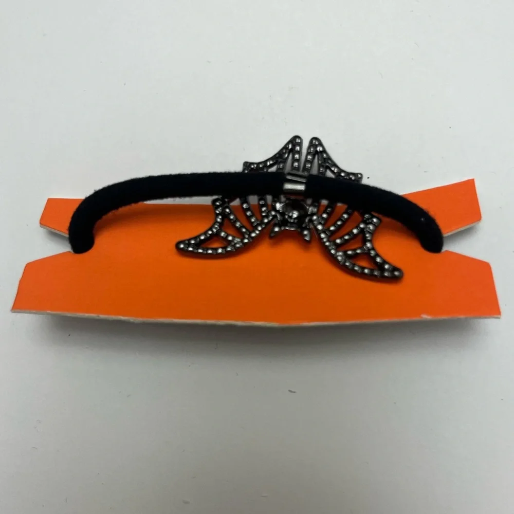 ♥️ FREE with any purchase 🙏🏽 NWT Piper K Halloween hair tie